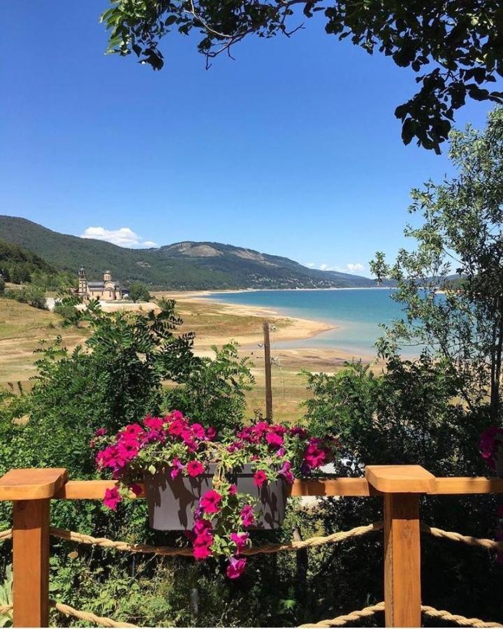 Cece'S Home Mavrovo Exterior photo